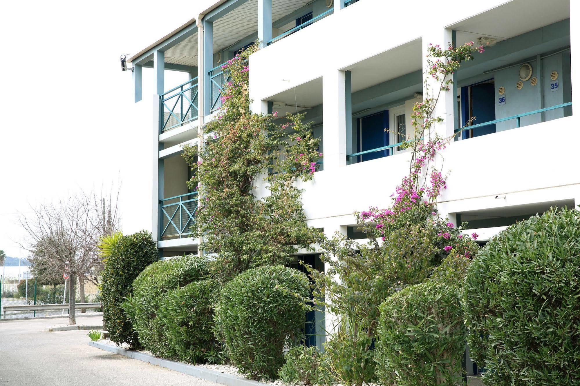 B&B Hotel Toulon La Seyne Sur Mer Exterior photo